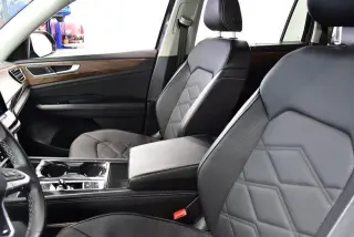 Volkswagen Atlas 2025 SE 4dr SUV w/Technology