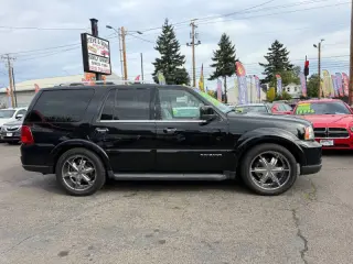 2005 Lincoln Navigator Luxury
