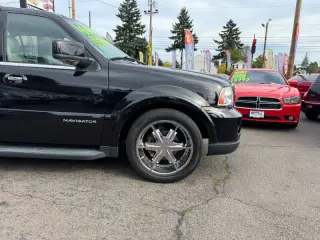 2005 Lincoln Navigator Luxury