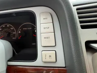 2005 Lincoln Navigator Luxury