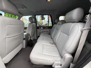 2004 Lincoln Navigator Luxury