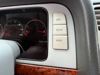 2004 Lincoln Navigator Luxury