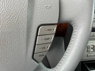 2004 Lincoln Navigator Luxury