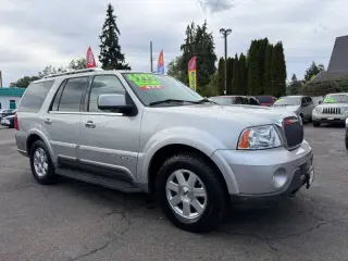 2004 Lincoln Navigator Luxury
