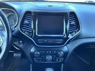 Jeep Cherokee 2019 4x4 High Altitude 4dr SUV