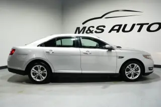 2018 Ford Taurus