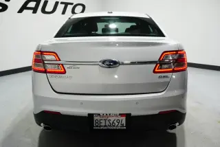 2018 Ford Taurus