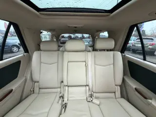 2004 Cadillac SRX