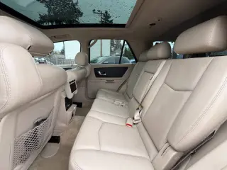 2004 Cadillac SRX