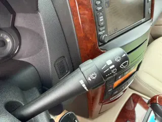 2004 Cadillac SRX