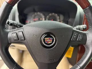2004 Cadillac SRX