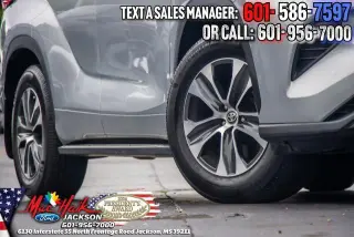 Toyota Highlander 2020 XLE 4dr SUV