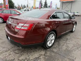2015 Ford Taurus SEL