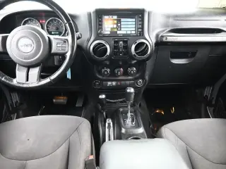 Jeep Wrangler Unlimited 2016 4x4 Sport S 4dr SUV