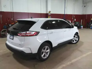 Ford Edge 2022 AWD SE 4dr Crossover