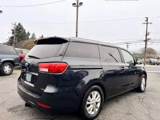 2016 Kia Sedona LX