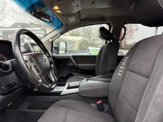 2013 Nissan Titan PRO-4X