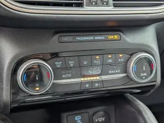 Ford Escape 2022 SE 4dr SUV