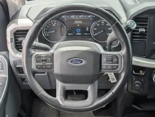 Ford F-150 2022 4x4 XL 4dr SuperCrew 5.5 ft. SB