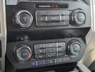 Ford F-150 2020 4x4 XL 4dr SuperCrew 5.5 ft. SB