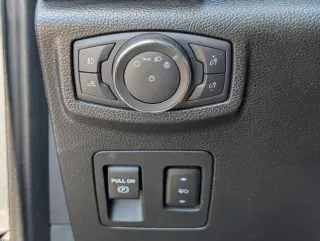 Ford F-150 2020 4x4 XL 4dr SuperCrew 5.5 ft. SB