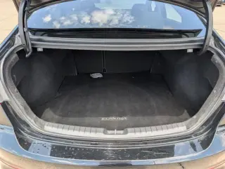 Hyundai ELANTRA 2018 SEL 4dr Sedan (US)