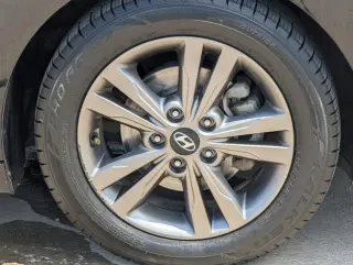 Hyundai ELANTRA 2018 SEL 4dr Sedan (US)