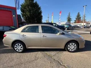 2009 Toyota Corolla LE