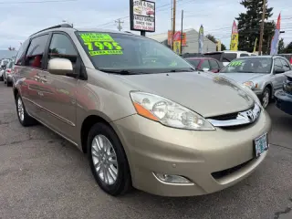2007 Toyota Sienna XLE Limited 7-Passenger