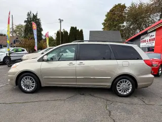 2007 Toyota Sienna XLE Limited 7-Passenger