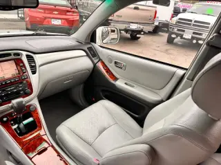 2006 Toyota Highlander Hybrid Limited