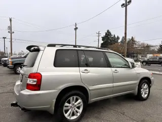 2006 Toyota Highlander Hybrid Limited