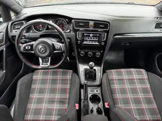 2015 Volkswagen Golf GTI Autobahn
