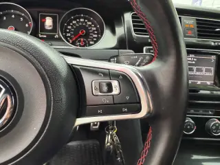 2015 Volkswagen Golf GTI Autobahn
