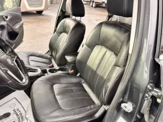 2013 Buick Verano Leather Group