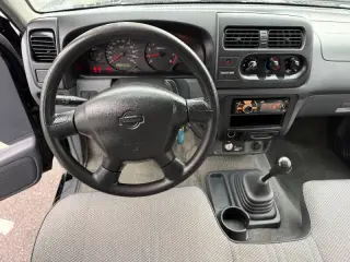 2001 Nissan Frontier XE