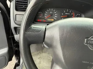 2001 Nissan Frontier XE