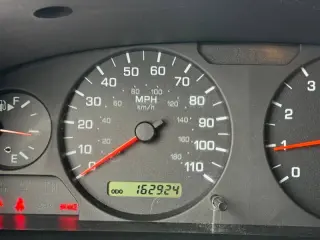 2001 Nissan Frontier XE