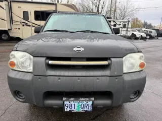 2001 Nissan Frontier XE