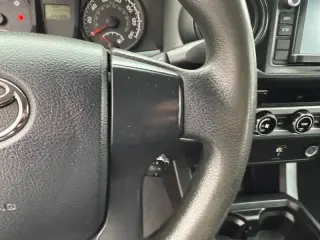 2016 Toyota Tacoma SR