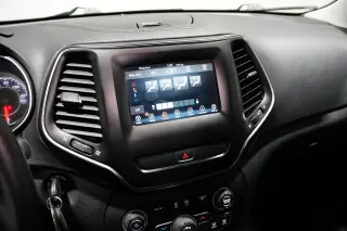 2020 Jeep Cherokee