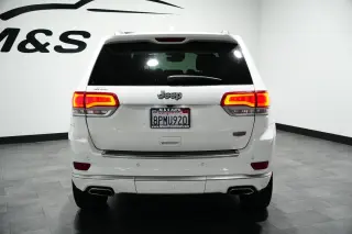 2018 Jeep Grand Cherokee Summit