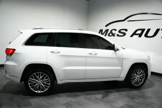 2018 Jeep Grand Cherokee Summit