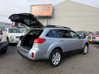 2012 Subaru Outback 2.5i Premium