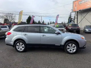 2012 Subaru Outback 2.5i Premium
