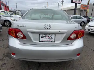 2009 Toyota Corolla LE