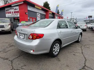 2009 Toyota Corolla LE