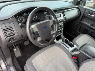 2010 Ford Flex SE