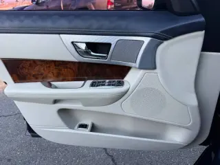 2012 Jaguar XF Portfolio