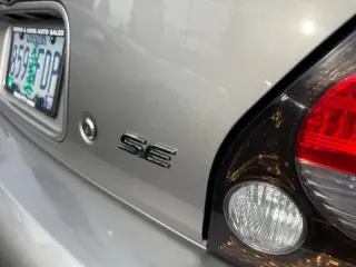 2001 Nissan Maxima SE